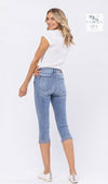 Judy Blue Mid-Rise Destroyed Skinny Capri